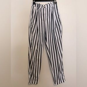 UO pin-tuck Pants
